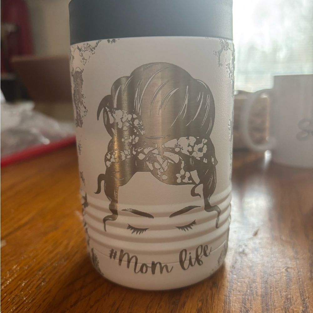 Mom Life White and Silver Stainless Steel can coozie